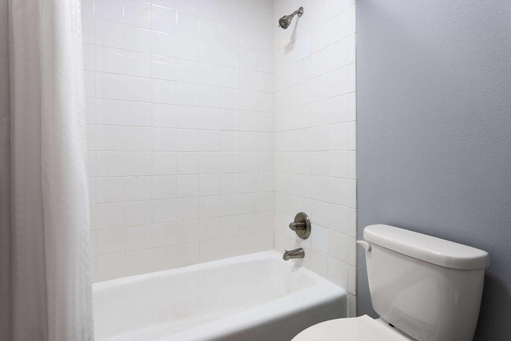 Hawthorn Extended Stay By Wyndham Columbia-Ft Jackson Exterior foto